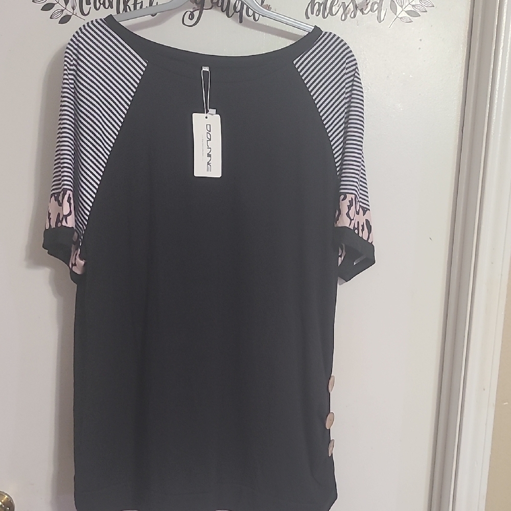 Black Graphic Relaxed Boxy Tee